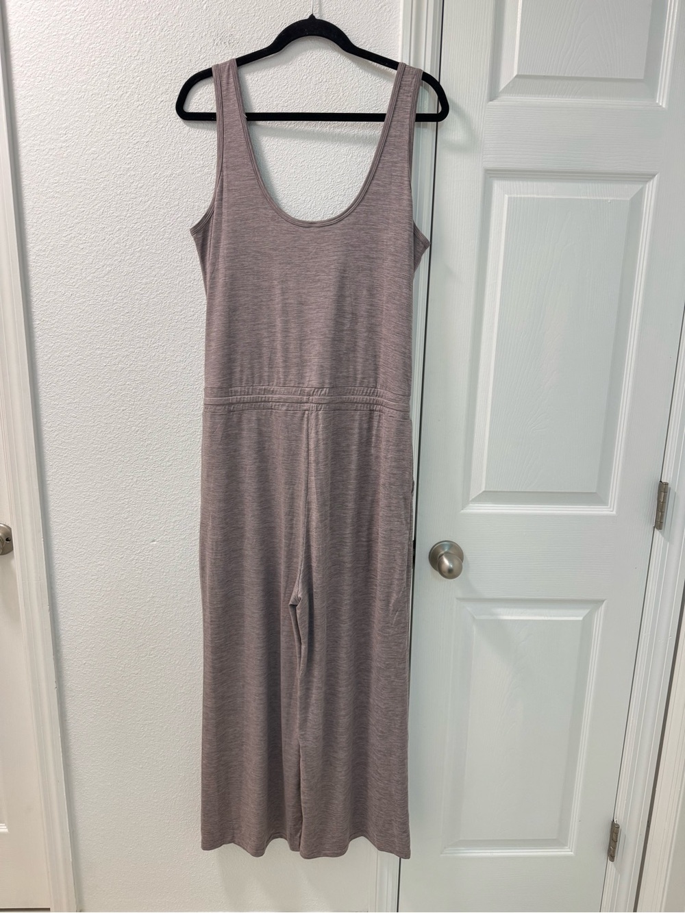 Vuori Fall jumpsuit wide leg in rosemary heather women’s size Large - Picture 4 of 7